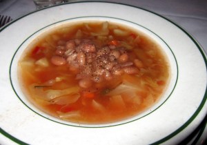 Basque bean and cabbage soup