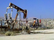 oil pumps outside bakersfield
