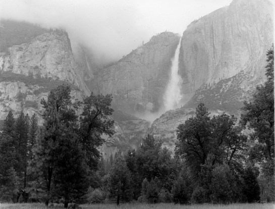 Yosemite Falls, Yosemite NP Calif