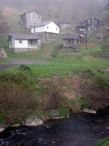Ashe County Holler vert