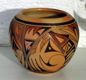Hopi pot 2