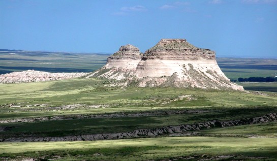 Pawnee Buttes 1