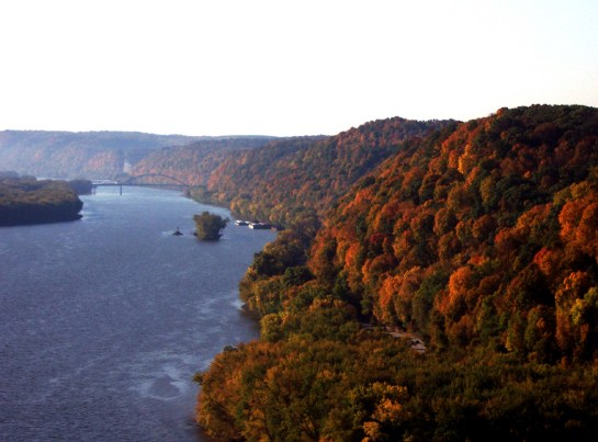 mississippi river effigy