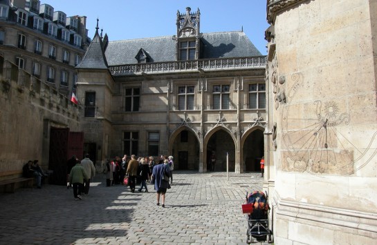 Musee Cluny exterior