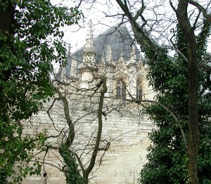vincennes chapel and wall