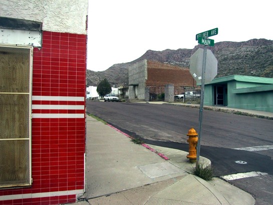 Superior Kellner Ave