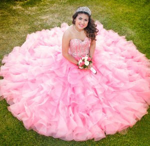 Houston quinceaneras photography. Photography for quinceaneras. Fotos y videos para quinceaneras.